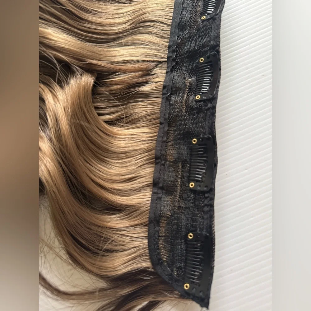 22” Clip-In Hair Extension Brown with Blonde Highlights Wavy | Volume Hairpiece